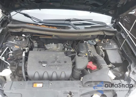 2015 Mitsubishi Outlander Se z USA, uszkodzony, nr VIN JA4AD3A3XFZ000797